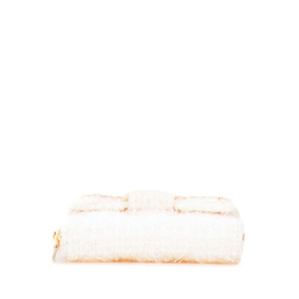 CHANEL Authentic White Leather Logo Wallet - Picture 3 of 10